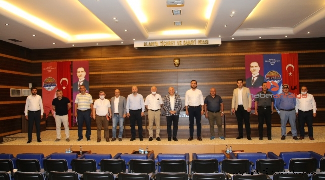 Başkan Şahin'den esnafın kiralarına yüzde 50 indirim