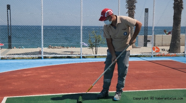 Büyükşehir açık spor alanlarını yeniledi