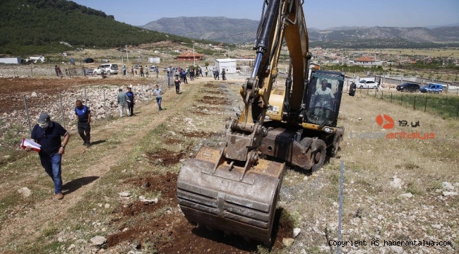 Döşemealtı'nda kaçak yapılara ve işgallere geçit verilmiyor