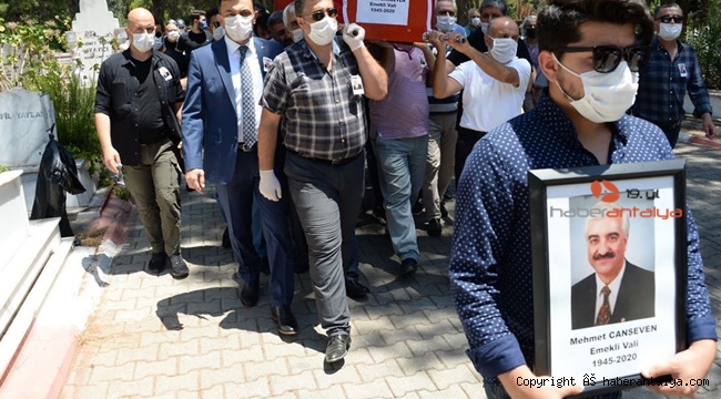 Emekli vali Mehmet Canseven son yolculuğuna uğurlandı
