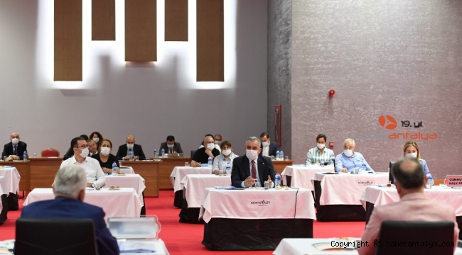 'Genel bütçeden belediyelere aktarılan pay azaldı'