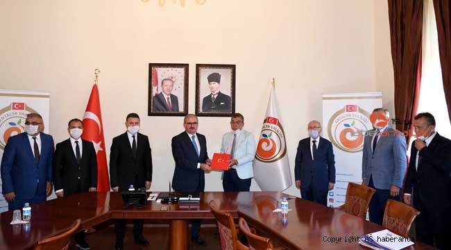 Hayırsever işadamından eğitime çevre dostu okul