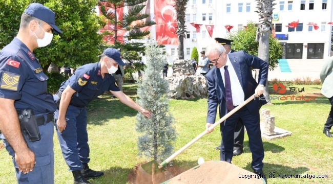 İşte Vali Münir Karaloğlu'nun veda turu