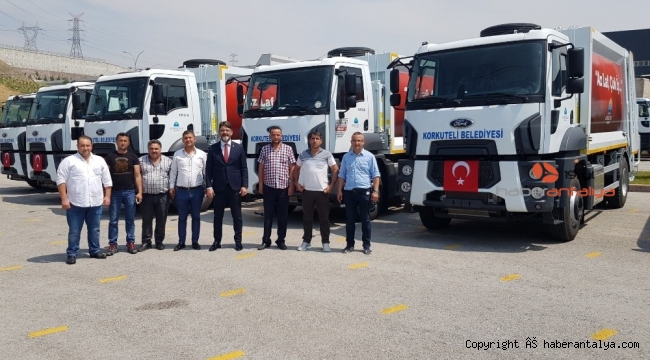 Korkuteli Belediyesi 5 aracı filosuna kazandırdı