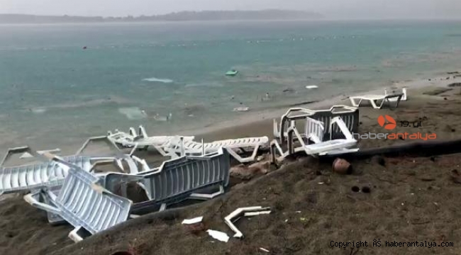 Plajda hortum; şezlonglar zarar gördü