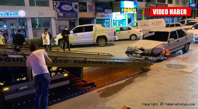 Polisten kaçarken polis aracına çarptı !