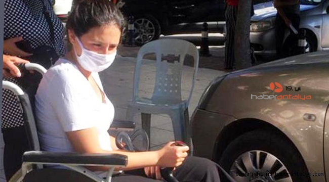Sınav öncesi Kübra'ya tekerlekli sandalye