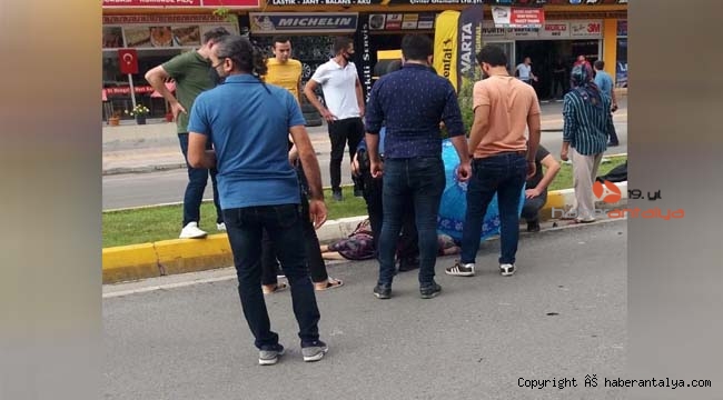 Ticari aracın çarptığı yaşlı kadın yaşam mücadelesini kaybetti