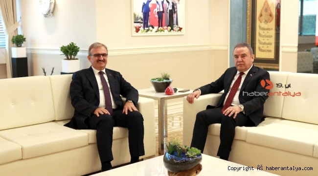 Vali Karaloğlu'ndan Başkan Böcek'e veda ziyareti