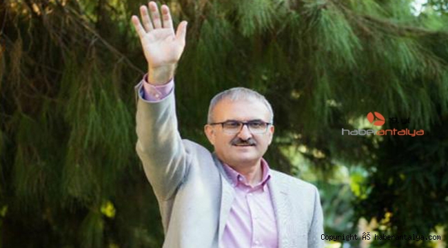 Validen ilçelere 'sosyal' veda