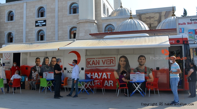 2 günde 235 ünite kan bağışı