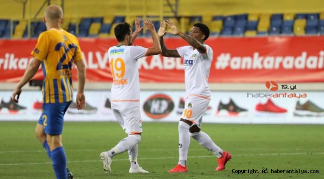 Alanyaspor'dan dört dörtlük galibiyet