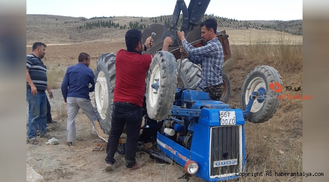 Antalya'da traktör kazası: 1 yaralı