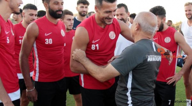 Antalyaspor'un 38 yıllık emektarına veda