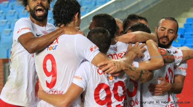 Antalyaspor'un, dış sahada 7 maçlık yenilmezlik rekoru