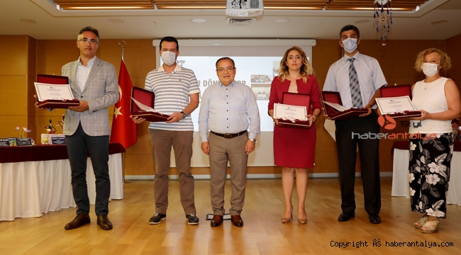 Atıklar Dönüşüyor yarışmasında dereceye girenler ödüllendirildi