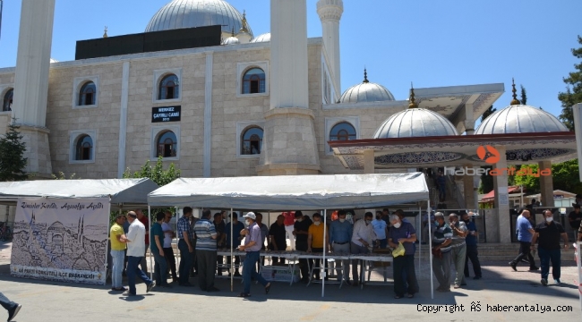 Ayasofya-i Kebir Cami-i Şerifi'nin açılışına lokma hayrı
