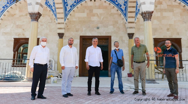 Başkan Uysal, Burdurlu Hasan Dikici Camii'nde