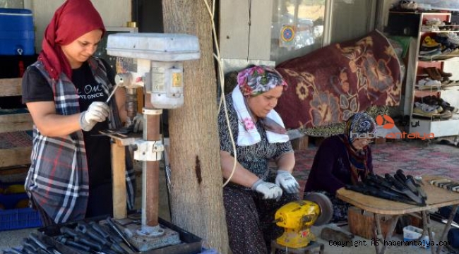Bıçakçı ailenin Kurban Bayramı mesaisi