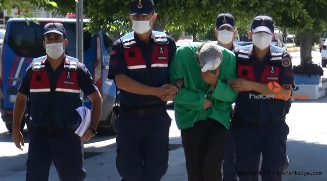 Çifte diplomalı psikolog evinde bakın nasıl yakalandı ?