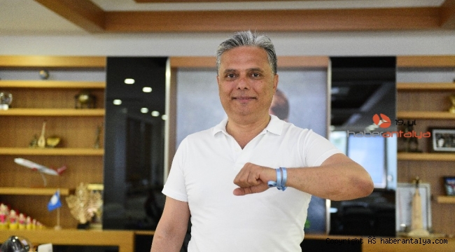 'Çocuklar İçin Mavi Kurdele Tak' kampanyasına destek