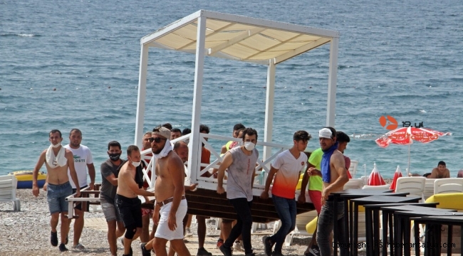 Dünyaca ünlü sahilde loca gerginliği