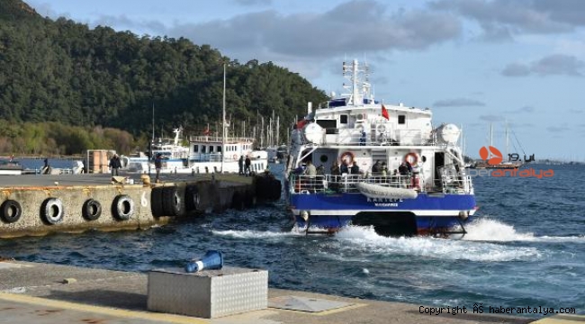 Güney Ege esnafı, Yunanistan ile karşılıklı feribot seferlerini bekliyor