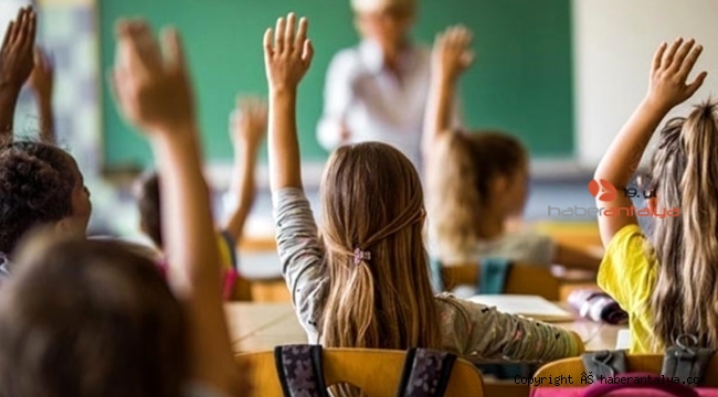 Hükümetten kaynaklar konuştu: Okulların açılması için tek şart var !