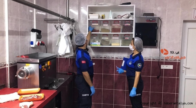 Kemer'de bayram öncesi kasaplar ve fırınlar denetlendi
