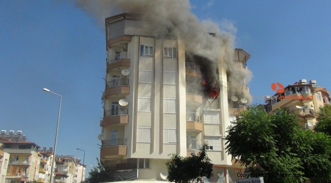 Korkutan ev yangını
