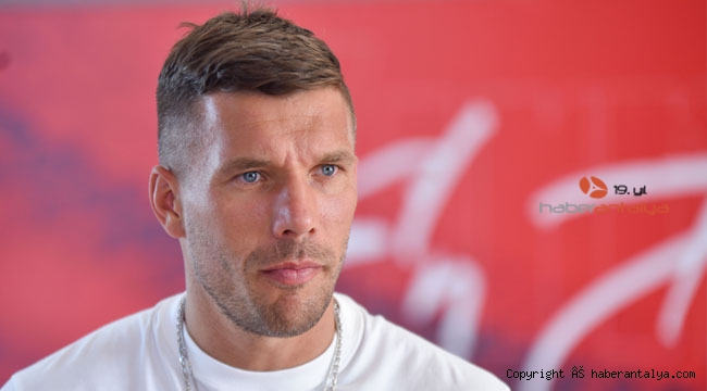 Podolski'den geniş çaplı gündem değerlendirmesi