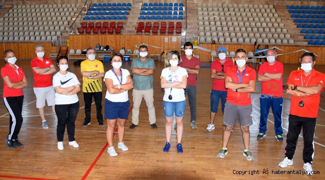 Spor Lisesi için ter döktüler