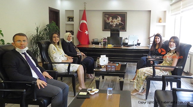 Tayini çıkan hakimlerden Kaymakam Çimşit'e veda ziyareti