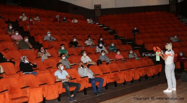 Temizlik personeline hijyen eğitim