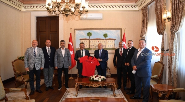TFF Başkanı Nihat Özdemir'den, Vali Yazıcı'ya Play Off maçları teşekkürü