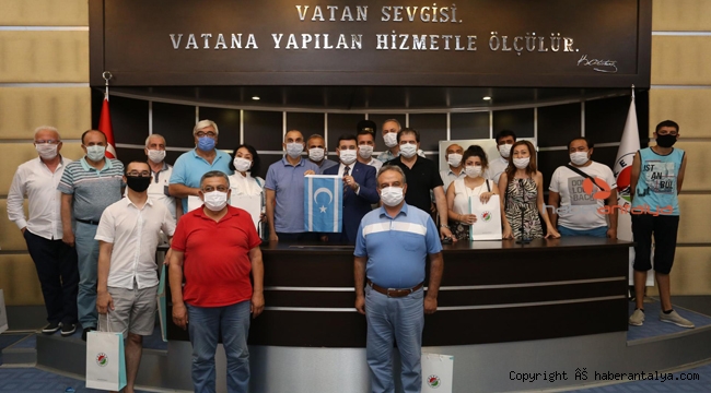 Tütüncü'ye AHDER'den pandemi teşekkürü