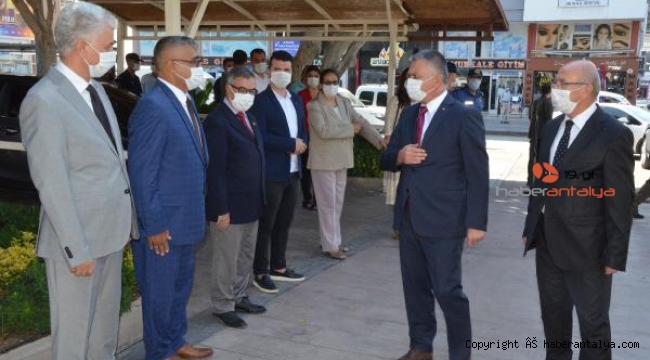 Antalya Valisi Ersin Yazıcı Serik'te