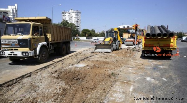 Barınaklar Bulvarı- Havaalanı Caddesi Kavşağında çalışma