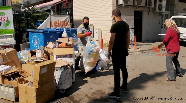 Çevreci Komşu Kart kazandırıyor