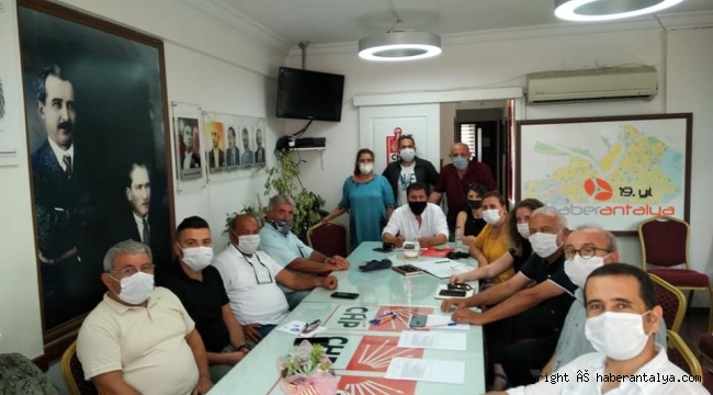 CHP Konyaaltı'nda sosyal medya depremi !