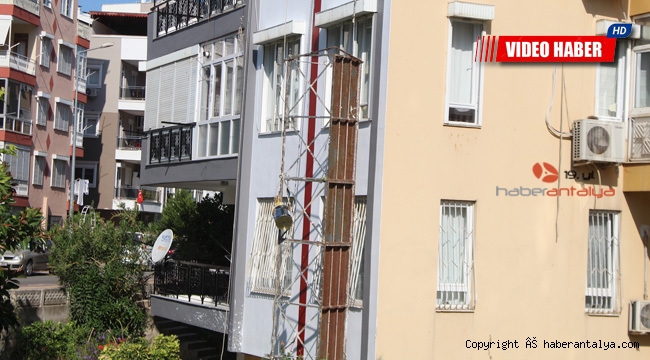 İskele halatı koptu, can pazarı yaşandı