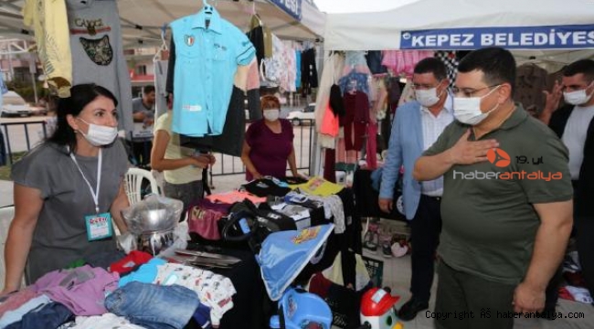 Kepez'in 'Getir Sat' ve 'İndirimli Alışveriş Günleri' açıldı