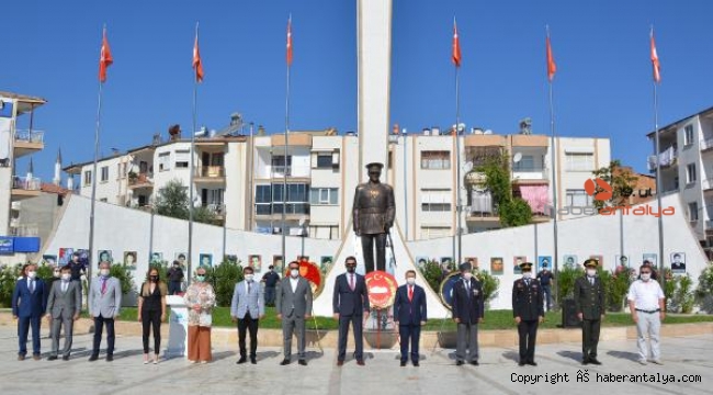 Korkuteli'de Zafer Bayramı kutlandı
