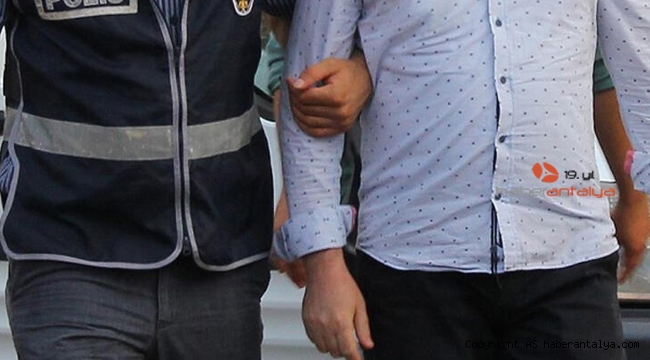 Meslekten ihraç edilen polis, Antalya'da yakalandı