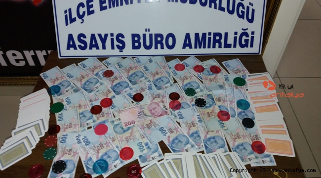 Polisten kıraathaneye kumar baskını