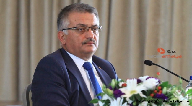 Vali Yazıcı Antalya'daki vaka sayılarını açıkladı !