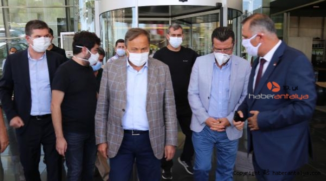CHP heyetinden, hastaneye Muhittin Böcek çıkartması