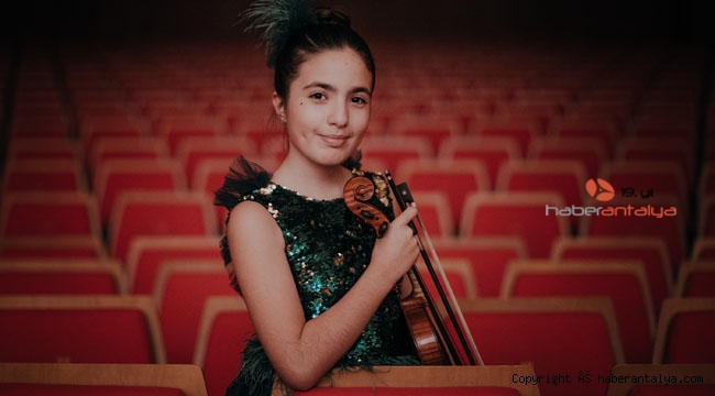 Elif Su'dan, uluslararası başarı