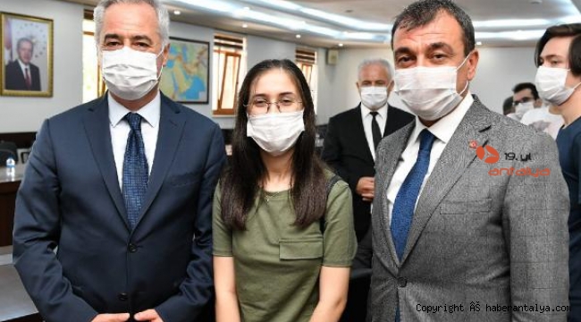 Görme engelli Zehra'dan YKS'de önemli başarı