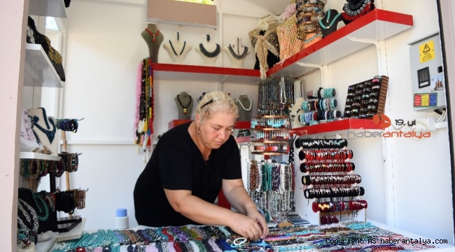 Kemerin el işi sanatçıları yeni yerlerine kavuştu